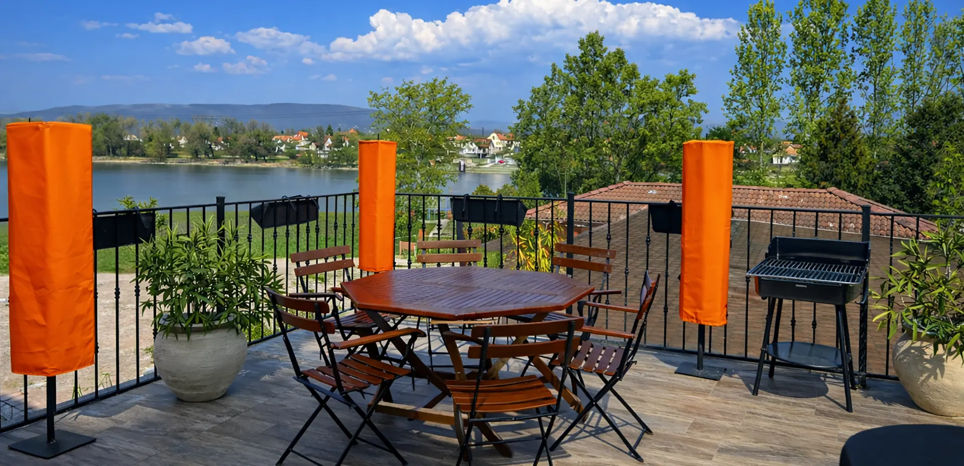 Gondűző fészek - Visegrád - terasz
