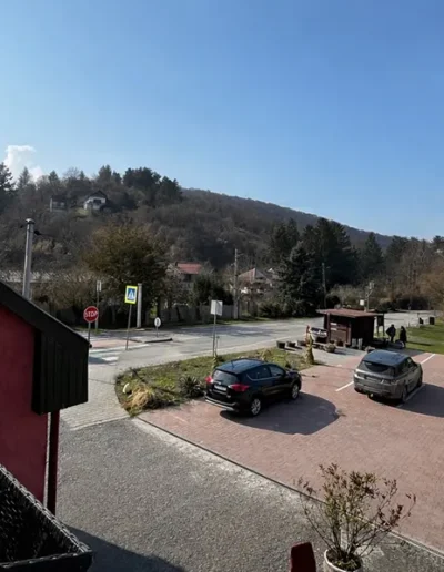 Gondűző fészek - Visegrád - parkoló